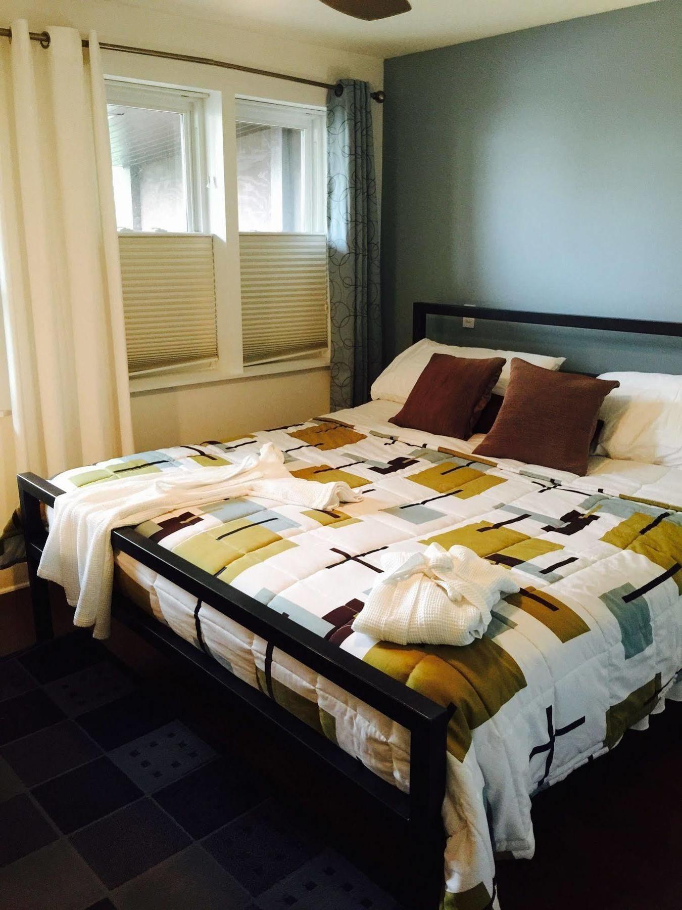 House 5863- Chicago'S Premier Bed And Breakfast エクステリア 写真
